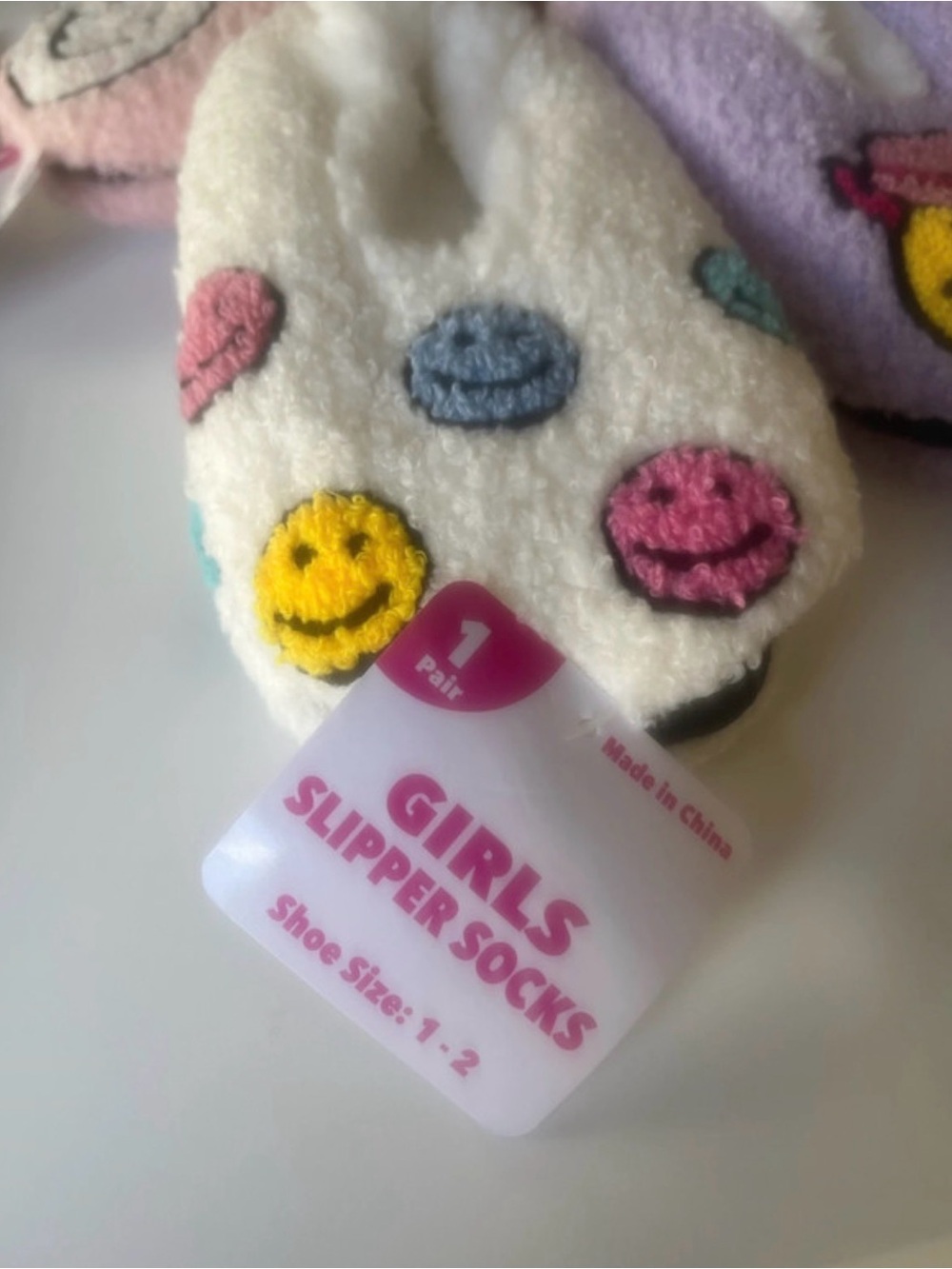 Girls Cozy Smiley Slipper Socks - Picture 4 of 4